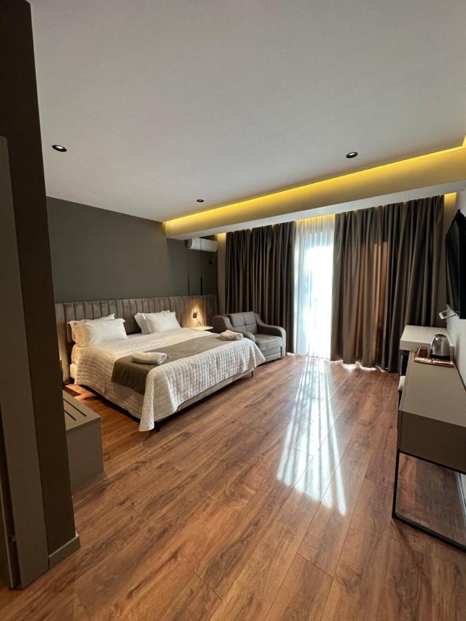 Hotel Gjallica Kukes Esterno foto