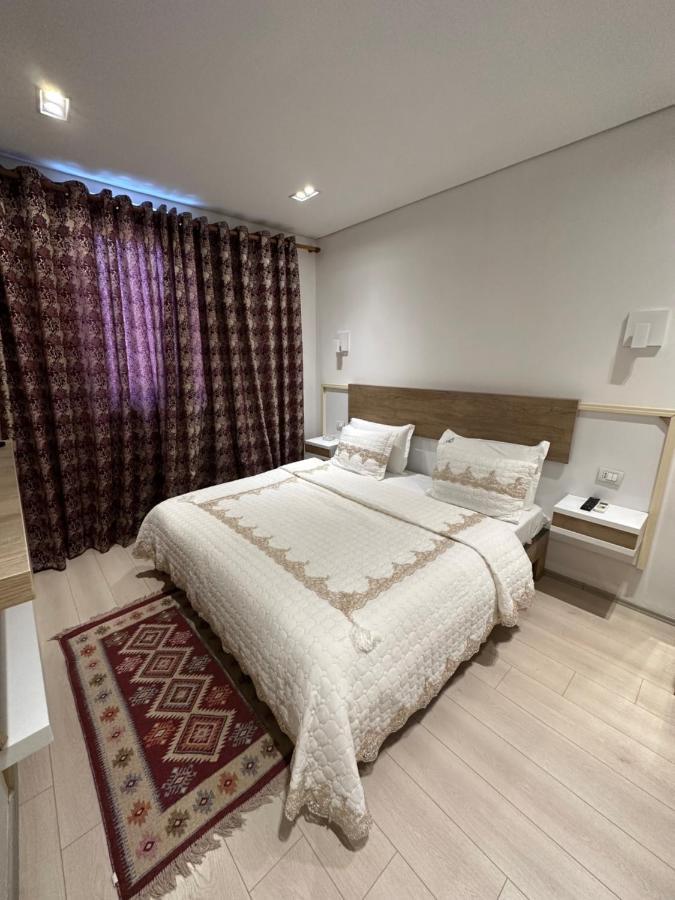Hotel Gjallica Kukes Esterno foto
